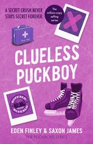 Boekomslag met de titel 'Clueless Puckboy'. Paarse achtergrond met een EHBO-doos, een ijshockey-schaats, en twee polaroidfoto's met een EHBO-pleister en een Buffalo-stempel.