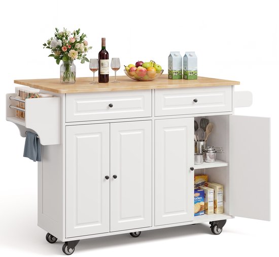 Chariot de cuisine blanc avec plateau en bois, deux tiroirs, quatre portes. Une armoire ouverte montre des provisions. Porte ouverte à droite.
