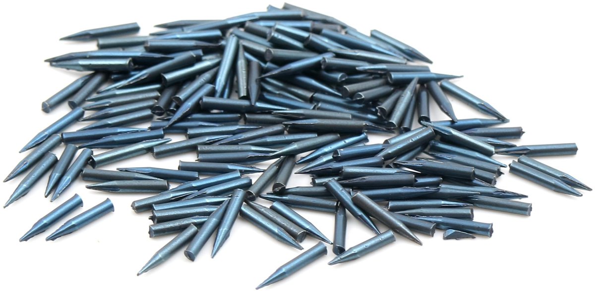 Dailygoods - Dailygoody - Stalen pennen - Spijkers voor bevestigen - Platte kop - Blauw - Korte spijkers - 100 stuks - Geschikt voor DIY-projecten - Kleur blauw