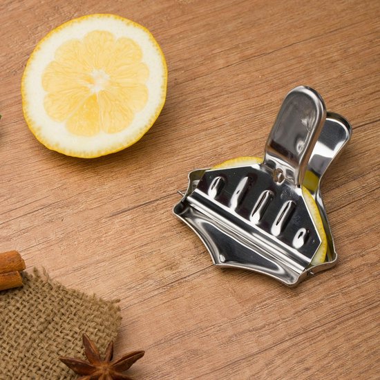 Dailygoods- Citroenknijper roestvrij staal - Kleine Citruspers - Handpers - Nauwkeurig doseren - Comfortabele handgrepen - Praktisch keukenhulpmiddel — afbeelding 2