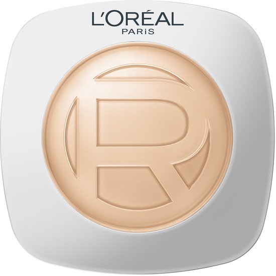 Wit vierkant compact poeder met een gouden 'R' reliëf op de poeder, L'Oréal Paris logo erboven.