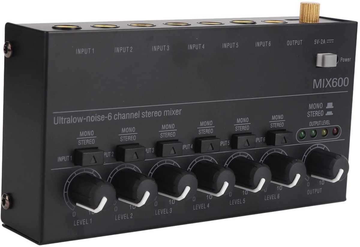aladdien - Mini Audiomixer - Geluidsarme 6 Kanaals Lijnmixer - Draagbare en ultracompacte oplossing - Geschikt voor Podiums en Opnames - Stereomixer..