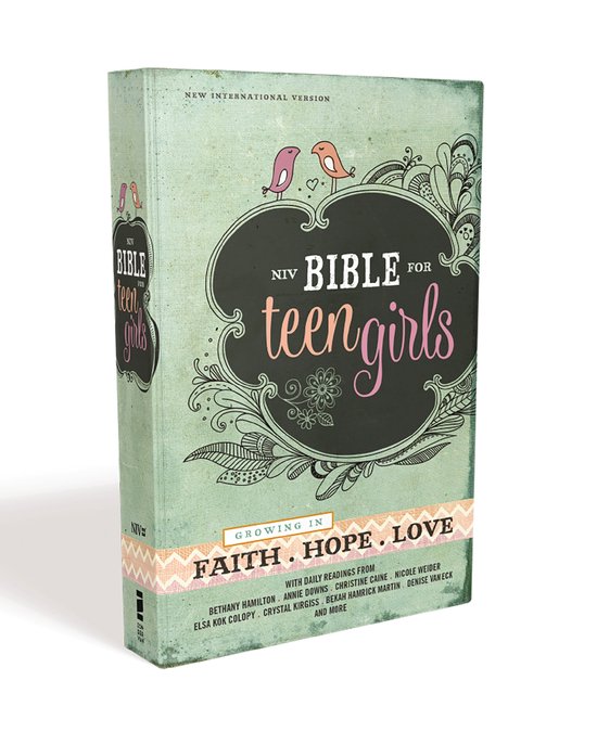 Groene NIV Bijbel voor tienermeisjes met illustraties van vogels, bloemen en krullen. De titel 'NIV BIBLE FOR TEEN GIRLS' en 'GROWING IN FAITH. HOPE. LOVE' zijn zichtbaar.