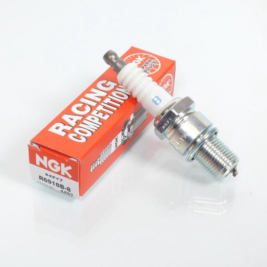 Bougie NGK voor Motor Suzuki 125 RM 1996 tot 2011 R6918B-8 / 4492 / doos van 4 Nieuw