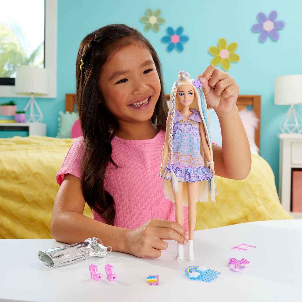 Barbie Fun & Fancy Pop - Blonde Modepop met Extra Lang Haar en 2 Looks — afbeelding 5