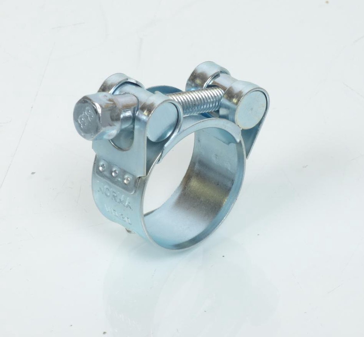 Collier de serrage à vis pour manchon pot d'échappement Ø29-31mm moto scooter