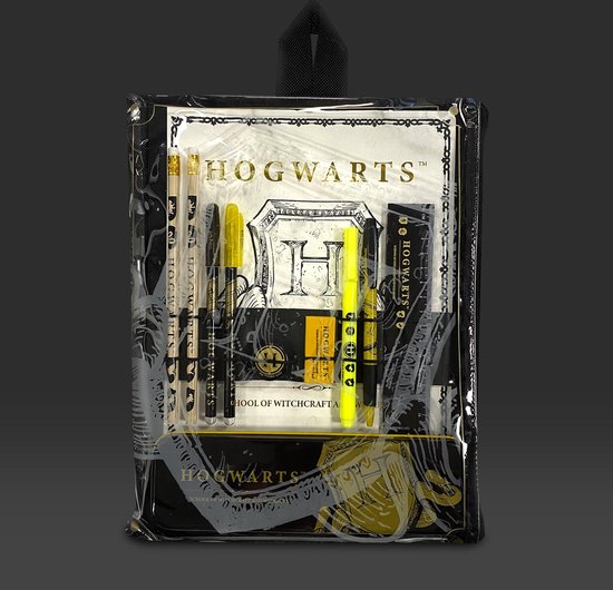Hogwarts schrijfwarenset in transparante tas met pennen, potloden, liniaal, gum en notitieboek.
