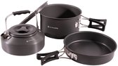 Grijze camping kookset met koekenpan, kookpot, waterkoker en handvatten.