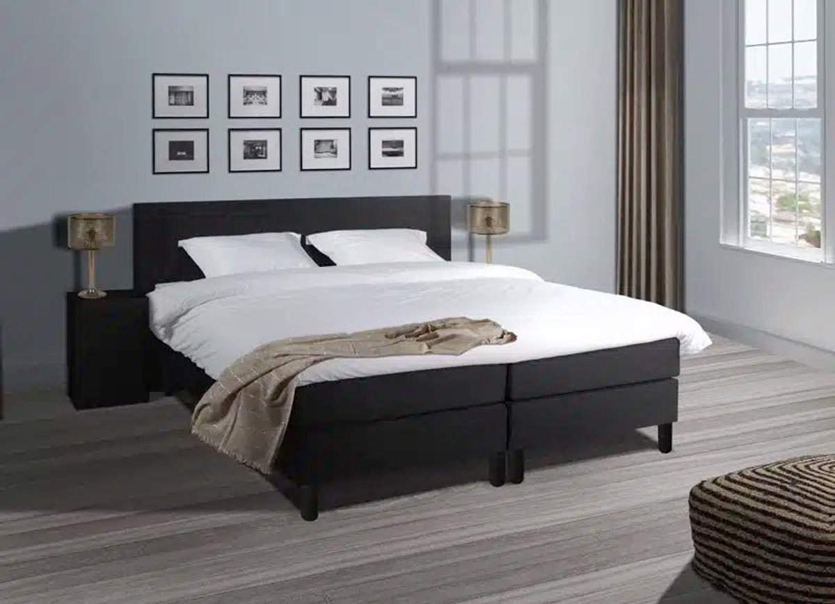 Mörgenn Boxspring Model 1 - Pocketvering - HR50 Topper - Zwart - 200x210 cm - Inclusief Dekbed en Kussens