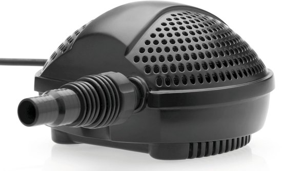 Zwarte vijverpomp van Pontec met geperforeerde behuizing en aansluitstuk.