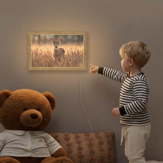 Nachtlampje 30x20 cm - Kinder lamp - Hert - Graanveld - Bruin - Tafellamp kinderkamer - Slaapkamer lamp - Bedlamp kinderen - Kinderlampje stopcontact - Wandlamp babykamer - Nachtlampjes van Theedoekentuig — afbeelding 5