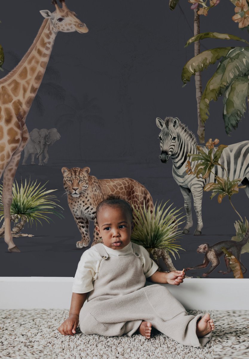 Whymsical Wildlife Navy 500cm breed x 280cm hoog