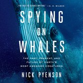 Boekomslag 'Spying on Whales' met tekst en close-up van een blauwe vinvis.