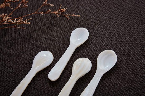 Parelmoer Lepels - Eierlepels Kaviaarlepels - Delicatessen Serveren - Handgemaakt Natuurlijk Materiaal - 8 cm Lengte - Wit — afbeelding 3