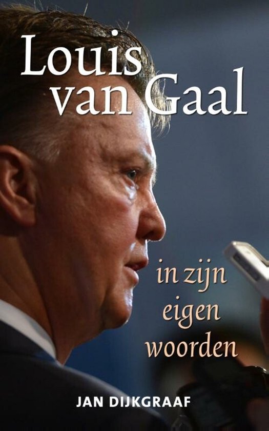 Boek met portret van Louis van Gaal, gefotografeerd in profiel, met tekst.