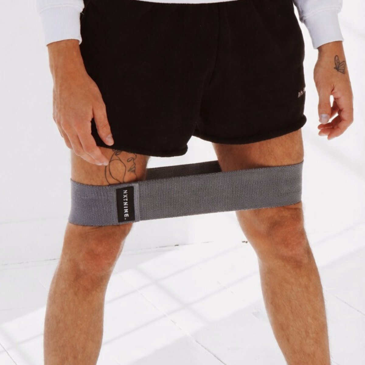 NXT NINE weerstandsband MEDIUM M - Booty Band - Fitness Elastiek - Korte Resistance Band - Donker grijs