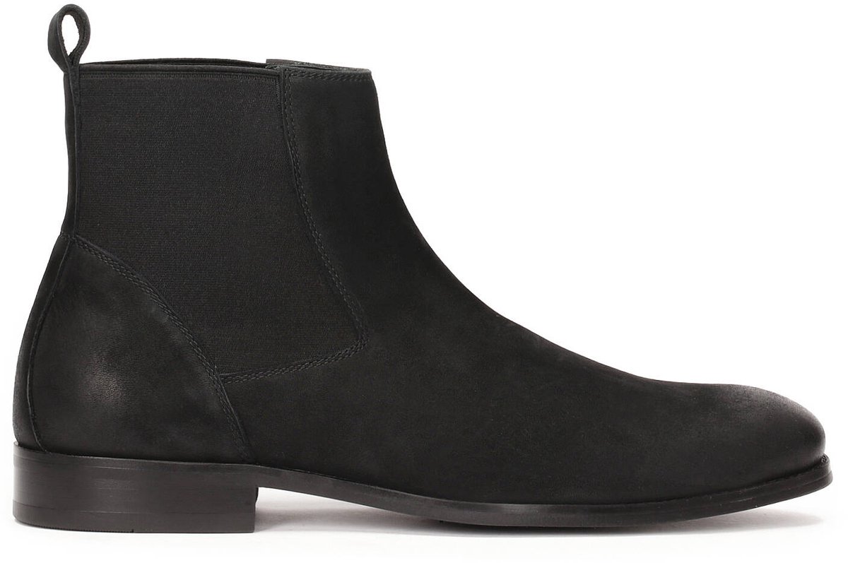 Slip-on black Chelsea boots with elastic inserts