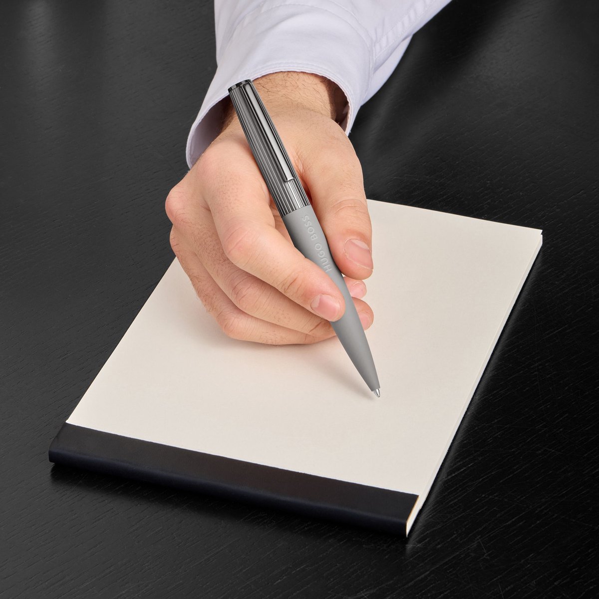 Pen Illusion Arcade