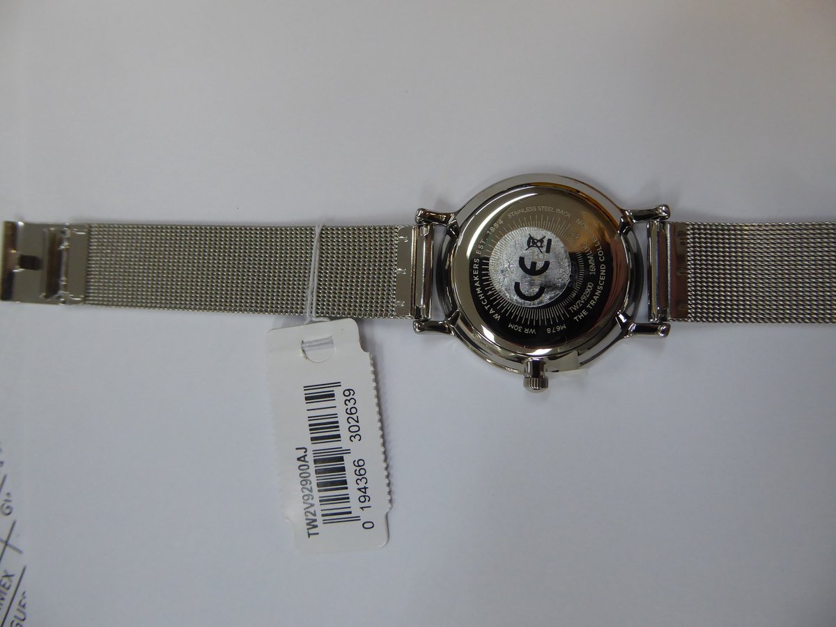 Timex Transcend Analoog Horloge Zilveren Toon Case: 100% Low Lead Brass | Armband: 100% Mesh 34 mm TW2V92900AJ