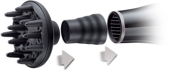 Zwarte diffuser en mondstuk voor een Remington föhn, die als losse onderdelen worden getoond met pijlen die de montage aanduiden.