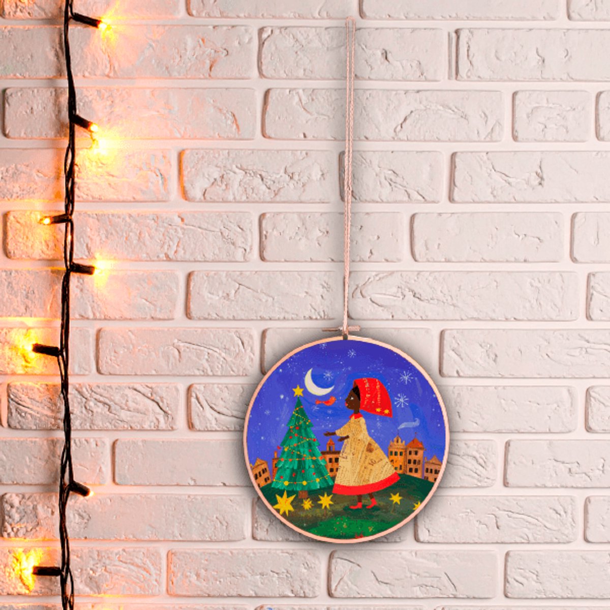Ideasonthefloor.com - Kerstwandhanger - Dromerige Kerstavond - ∅ 20cm - Kerstillustratie