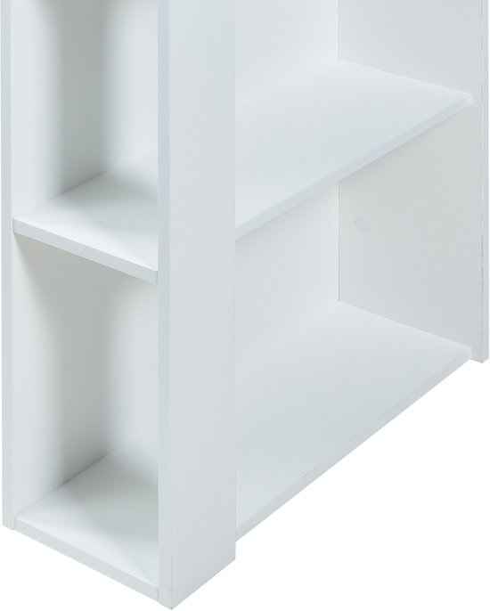 Drie witte open opbergplanken van een barmeubel, close-up detail.