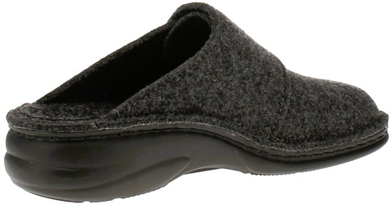 Donkergrijze Finn Comfort slipper van vilt met klittenbandsluiting, schuin van de zijkant gezien.
