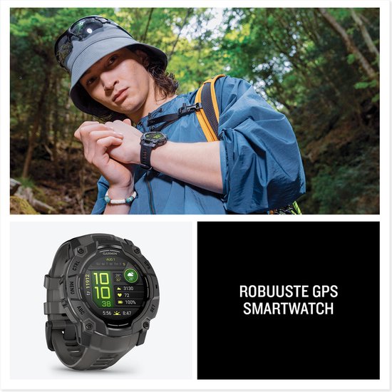 Jonge man met bucket hat en zonnebril, draagt Garmin smartwatch. Robuuste GPS smartwatch.