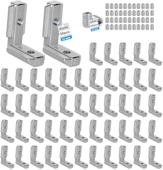 Binnenhoekprofiel van geanodiseerd aluminium tbv 4 mm wandpaneel. Lengte 2600 mm