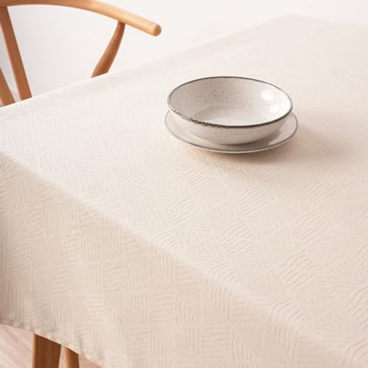 Vuilafstotend Tafelkleed Jacquard – 100 x 80 cm – Ecru – Extra Zacht – 70% Katoen, 30% Polyester