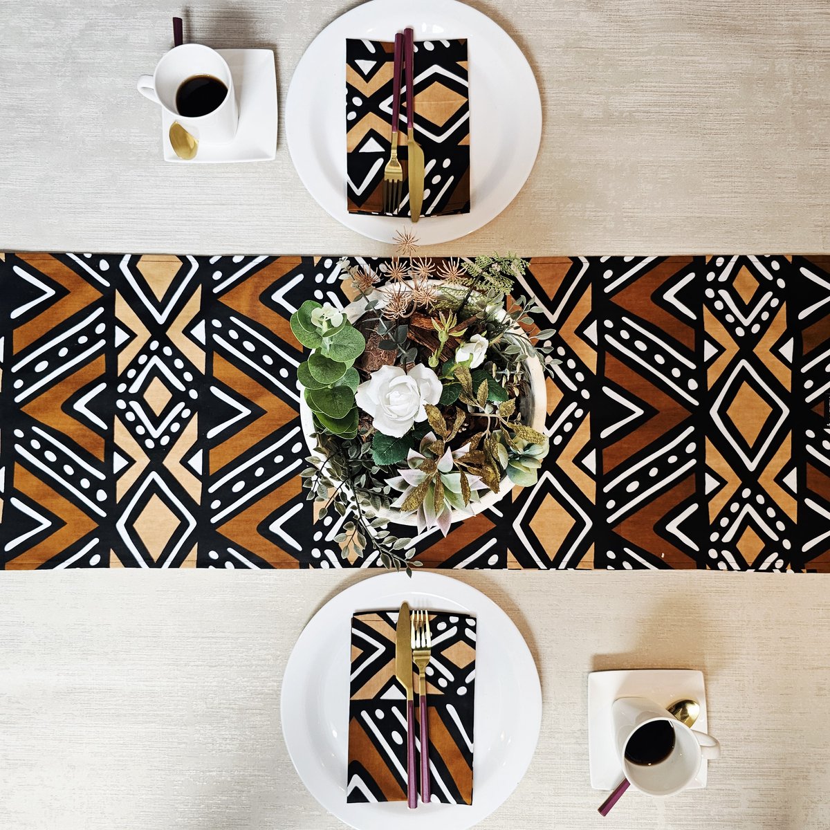 Tafelloper 160x35cm met Servetten Set van 8 | Gemaakt van 100% Afrikaanse Print Stof