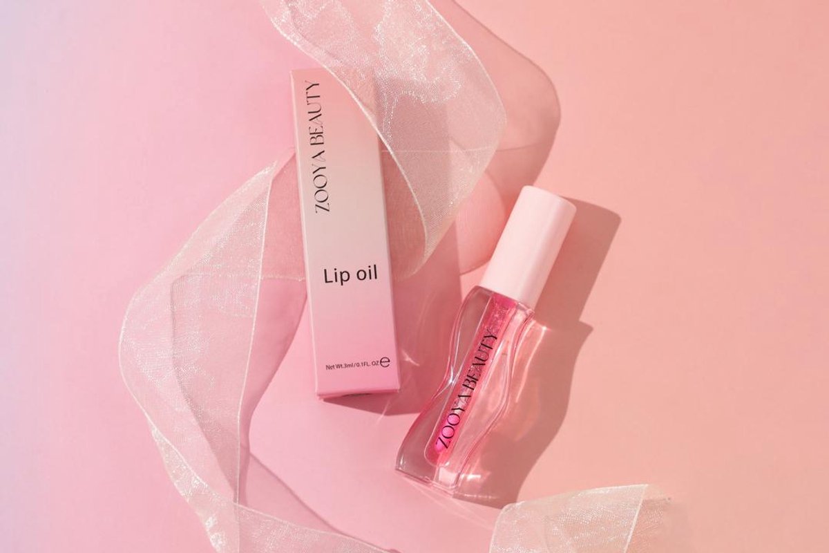 Zooya beauty lip oil cherry