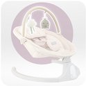Beige babyschommel met speelboog, hoofdsteun, riemen en grijze basis.