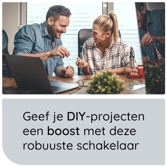 Des gens travaillent ensemble sur un projet de bricolage avec un interrupteur. Boostez vos projets avec cet interrupteur robuste.