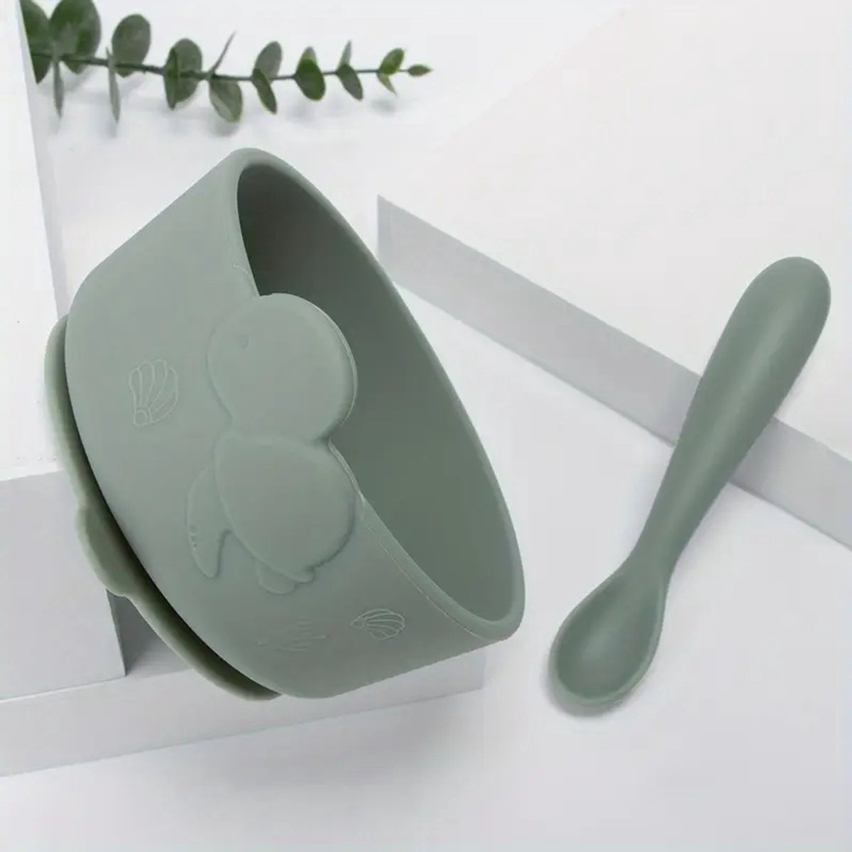 Siliconen Bakje Baby - Groen - Met Lepel - Zuignap - BPA-vrij - Leuk Als Kraamcadeau
