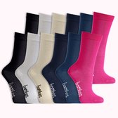 Twaalf Bambus sokken in verschillende kleuren: zwart, lichtgrijs, beige, donkerblauw, blauw en roze.