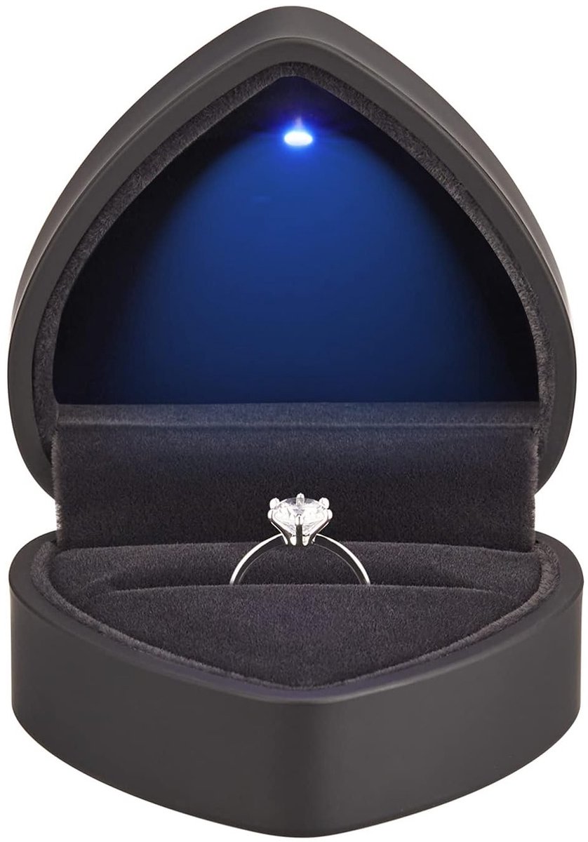 Ringdoosje met LED Licht – Zwart Hart – Perfect voor Aanzoek, Verloving & Valentijn