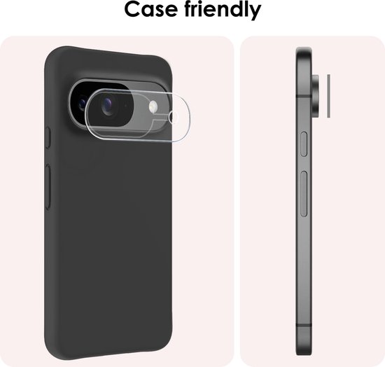 Zwarte telefoonhoes met een transparante screenprotector op de camera, die goed past met hoesjes.