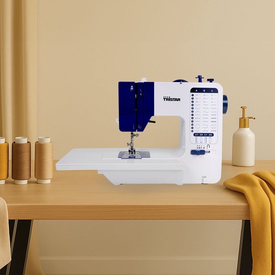 Naaimachine, elektrisch, vrije arm, computernaaimachine met 60