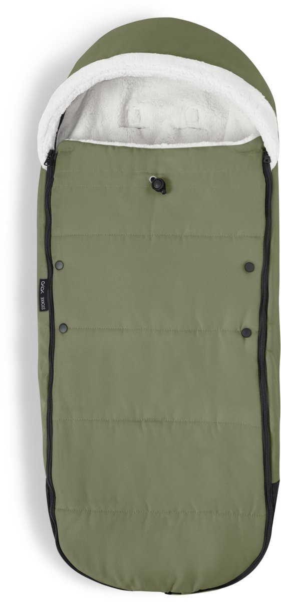 Stokke YOYO voetenzak, Olive - Sherpa-voering, fleece met trekkoord, dubbele vulling - Machinewasbaar op 30°C - Inclusief kleine tas