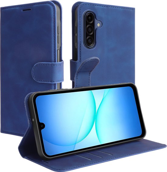 Blauw telefoonhoesje in opengeklapte stand, met telefoon erin. Zijkant en achterkant zichtbaar.
