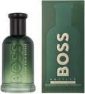 Hugo Boss Bottled Bold Citrus Eau de Parfum 50 ml fles en doos in flesvorm, beide groen met gouden letters.
