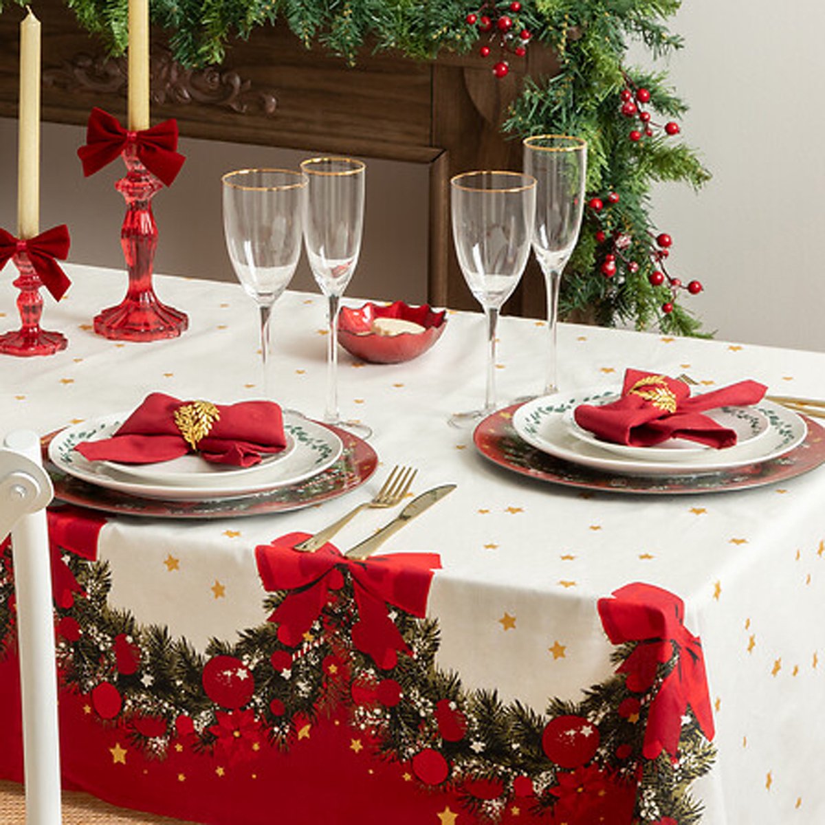 Feeric Christmas Kerst tafelkleed - rood/wit - 240 x 140 cm - katoen - tafellaken