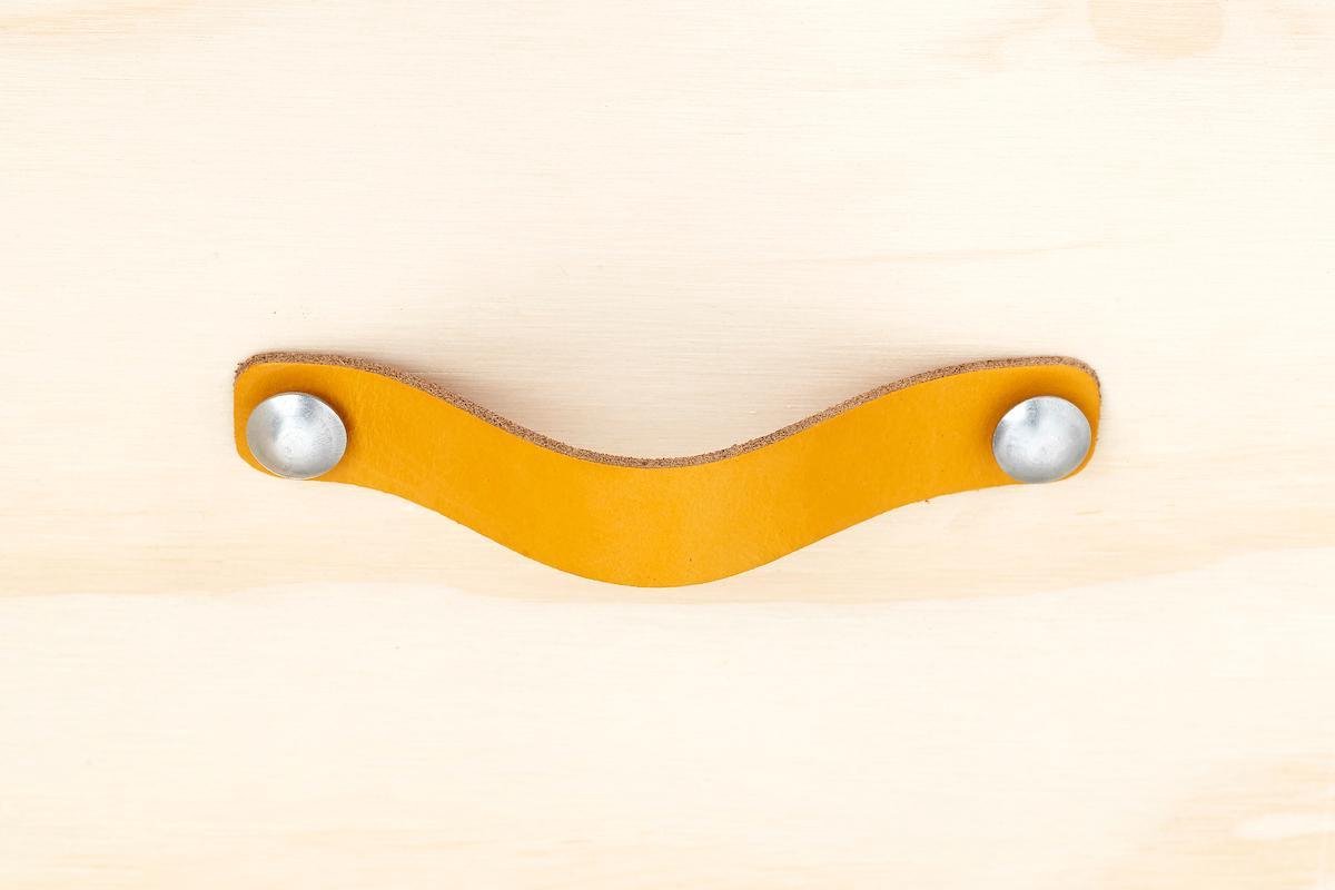 Leren handgreep Okergeel S 15x2 cm