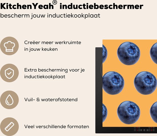 KitchenYeah® Inductie beschermer 70x52 cm - Blauwe bes - Oranje - Patroon - Kookplaataccessoires - Afdekplaat voor kookplaat - Inductiebeschermer - Inductiemat - Inductieplaat mat