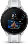 Garmin Forerunner 165 smartwatch met wit bandje, scherm toont 'Since Midnight', grafiek en data.