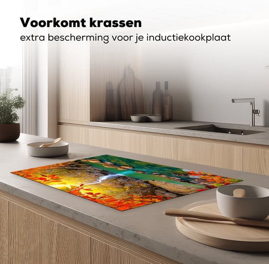 KitchenYeah® Inductie beschermer 80x52 cm - Stenen - Boom - Waterval - Herfst - Rood - Kookplaataccessoires - Afdekplaat voor kookplaat - Inductiebeschermer - Inductiemat - Inductieplaat mat