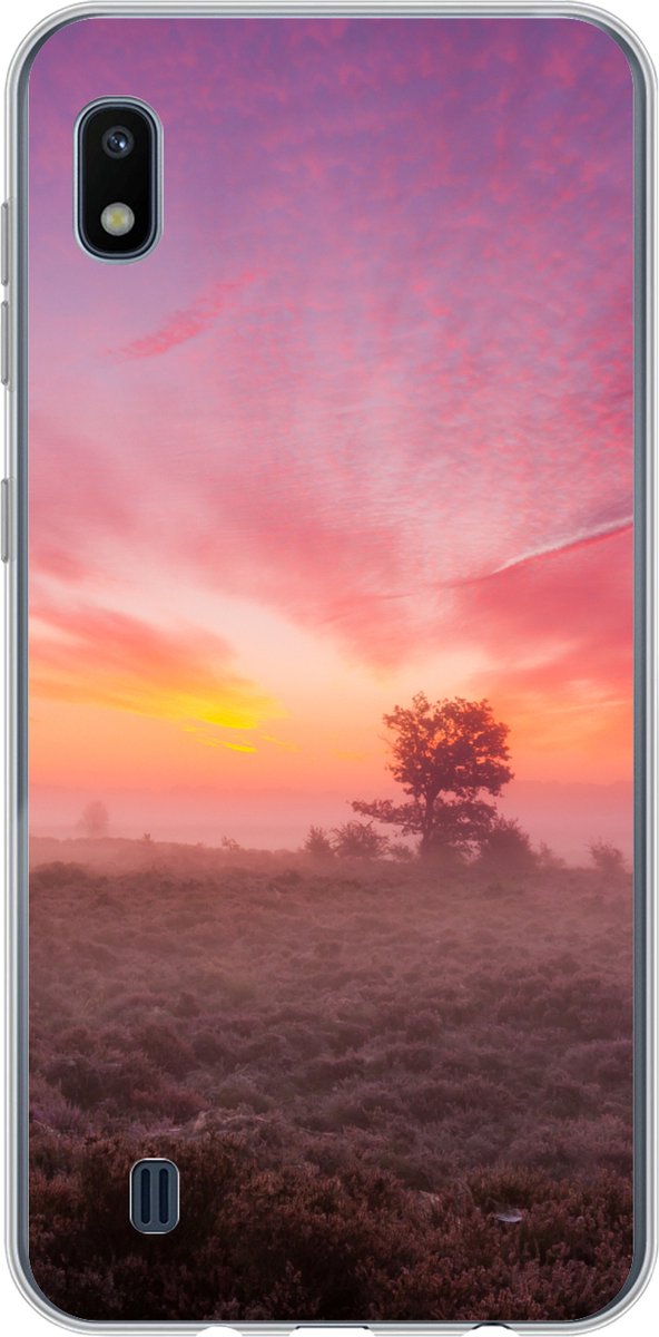 Telefoonhoesje Geschikt voor Samsung Galaxy A10 hoesje - Paarse tinten in Nederlands landschap - Siliconen Telefoonhoesje Telefoonhoesje
