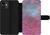 Bookcase Geschikt voor iPhone 12 Pro telefoonhoesje - Roze - Glitter - Abstract - Design - Blauw - Met vakjes - Wallet case met magneetsluiting