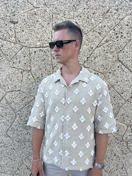 The Brand Remarkable - Zonnebril Unisex - Zonnebril Dames - Zonnebril Heren - Licht Cat-Eye / Rechthoekige Zonnebril - Zwart - UV400 - Luxe & Trendy Zonnebril - Designer Zonnebril - Mode Zonnebril 2025 - Inclusief Beschermhoes - Polariserend Look van The Brand Remarkable — afbeelding 4